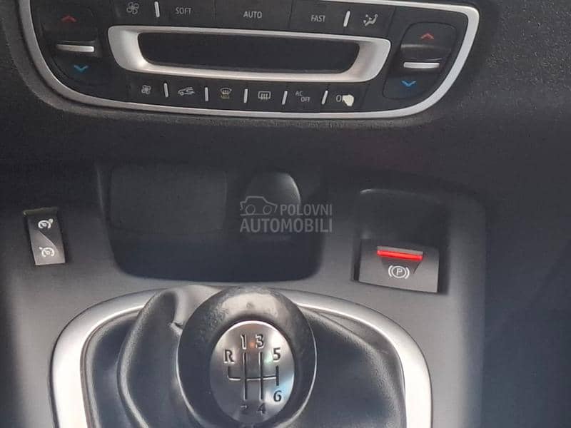 Renault Scenic 1.2tce