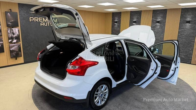 Ford Focus //1.6 TDCI//FUL/NOV
