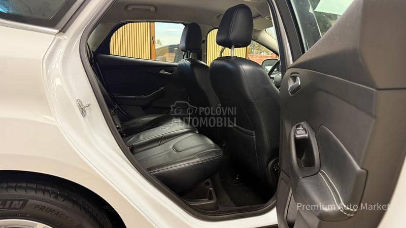 Ford Focus //1.6 TDCI//FUL/NOV