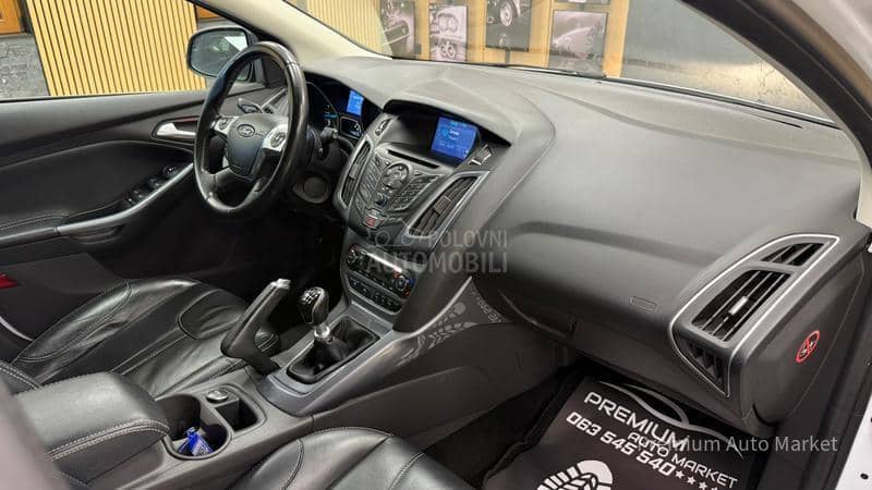 Ford Focus //1.6 TDCI//FUL/NOV