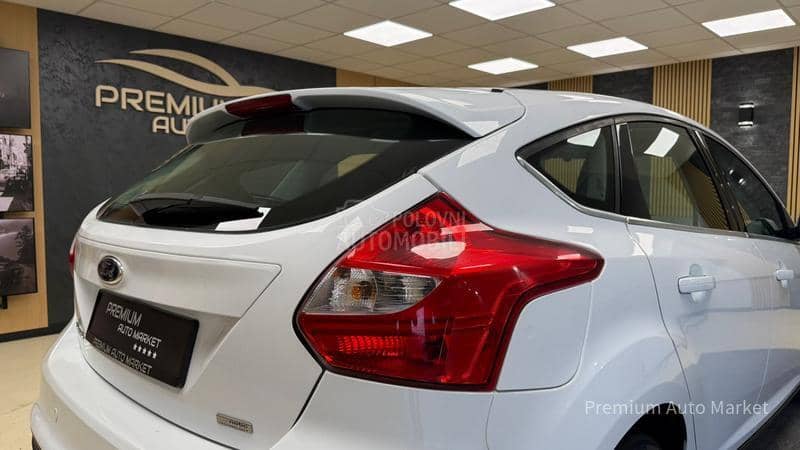 Ford Focus //1.6 TDCI//FUL/NOV