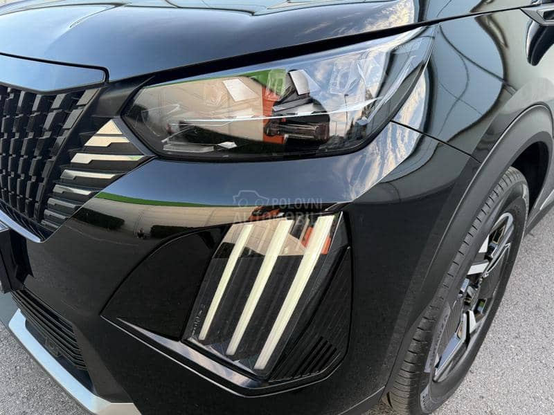 Peugeot 2008 EAT8 GT