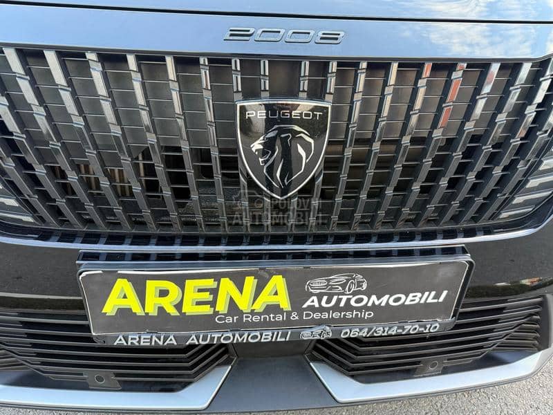 Peugeot 2008 EAT8 GT