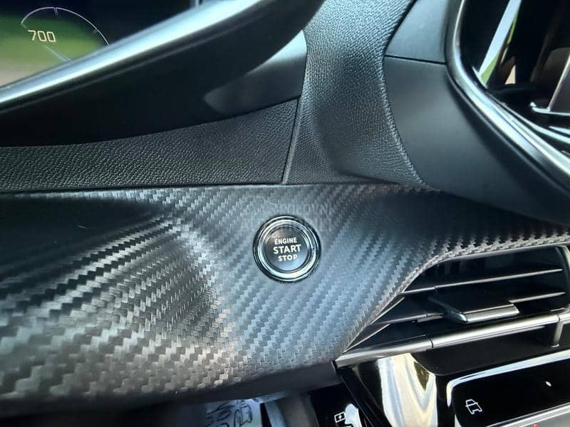 Peugeot 2008 EAT8 GT