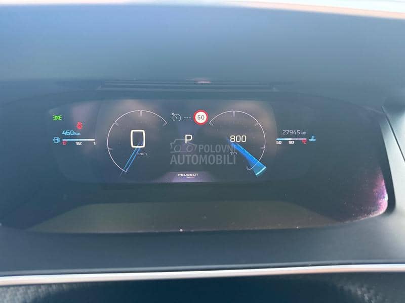 Peugeot 2008 EAT8 GT