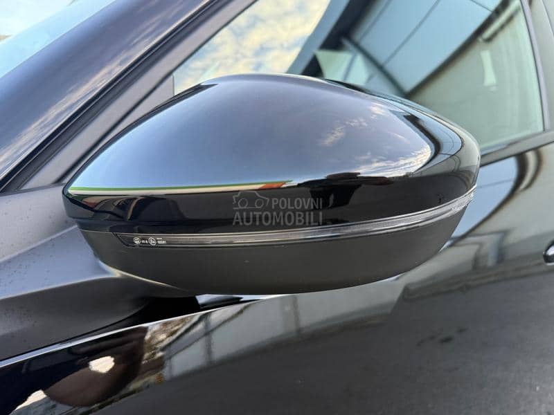 Peugeot 2008 EAT8 GT