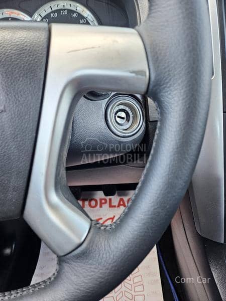 Chevrolet Captiva 4X4 / 7s e d i š t a