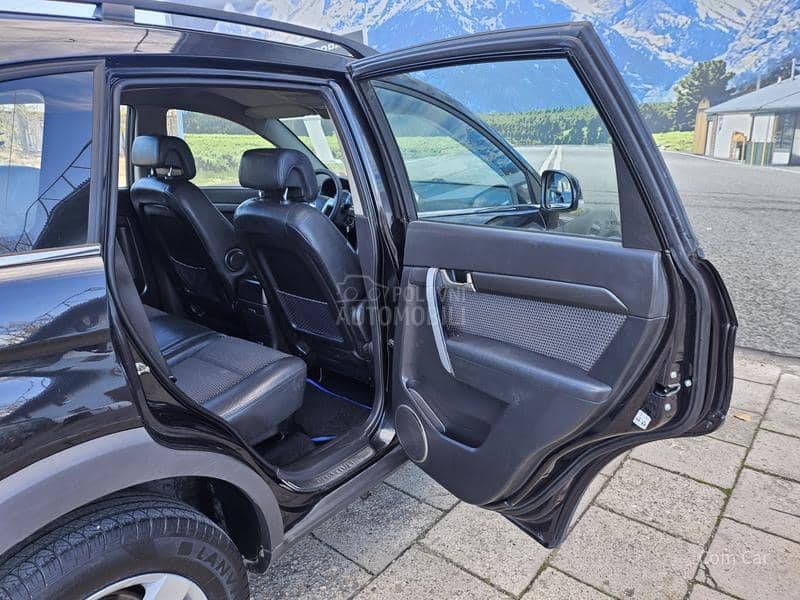 Chevrolet Captiva 4X4 / 7s e d i š t a