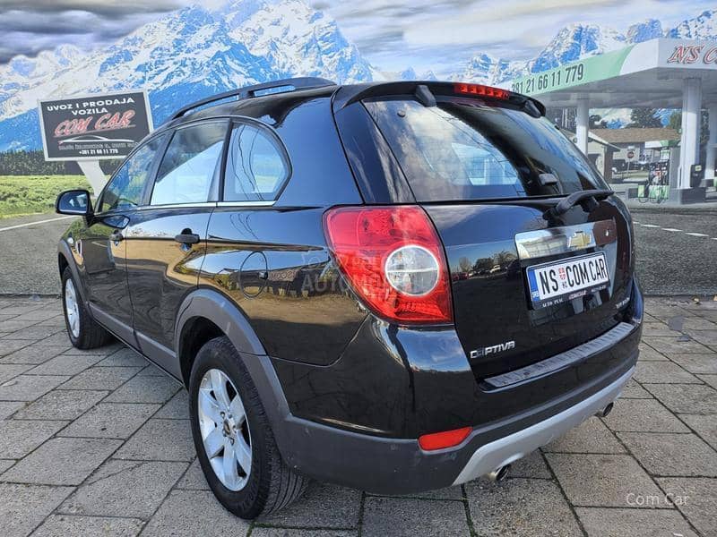 Chevrolet Captiva 4X4 / 7s e d i š t a