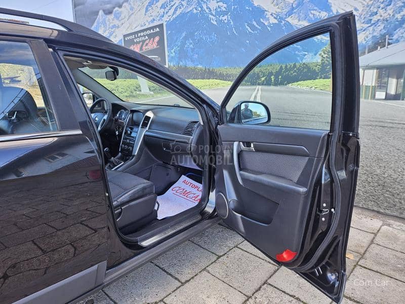 Chevrolet Captiva 4X4 / 7s e d i š t a