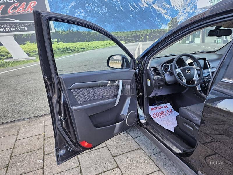Chevrolet Captiva 4X4 / 7s e d i š t a