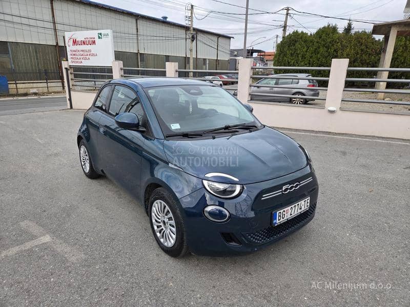 Fiat 500e 