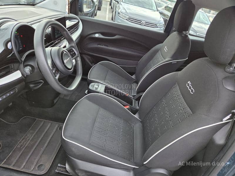 Fiat 500e 
