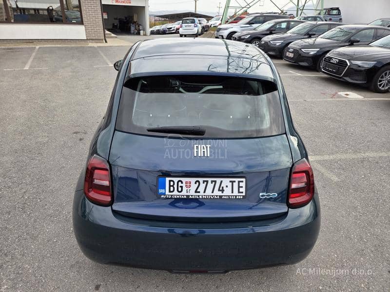 Fiat 500e 