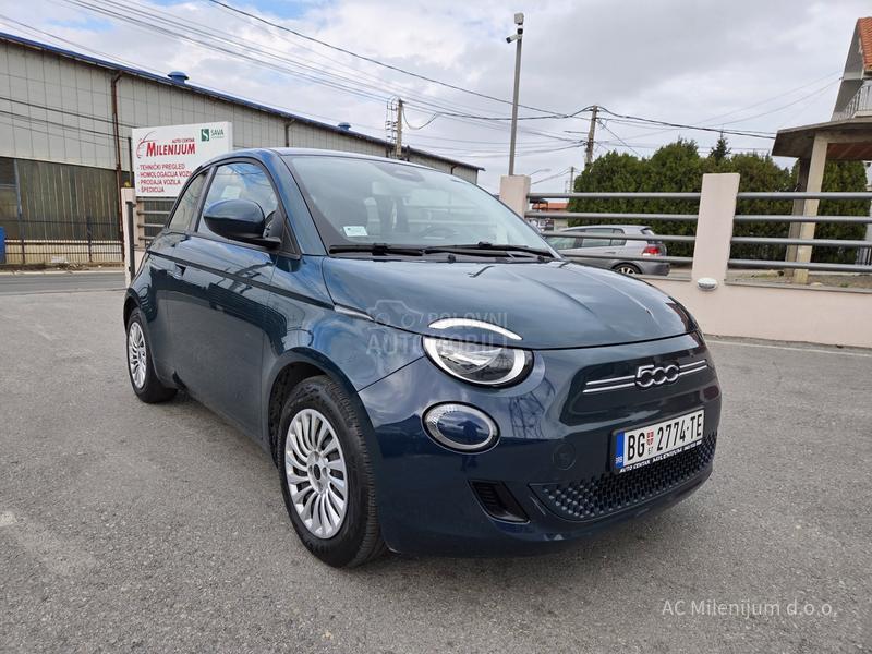 Fiat 500e 