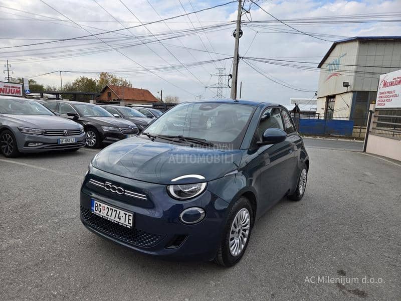 Fiat 500e 