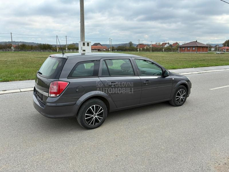 Opel Astra H 