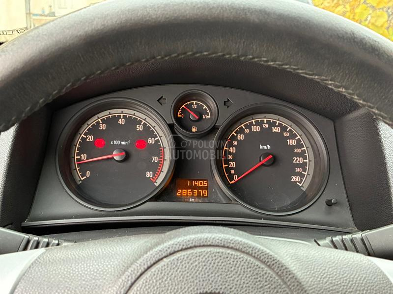 Opel Astra H 