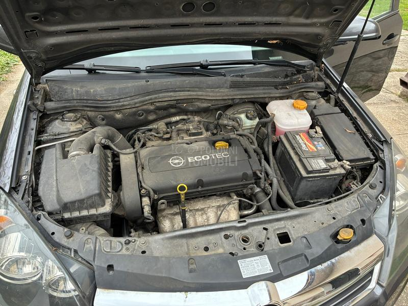 Opel Astra H 