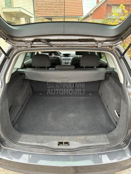 Opel Astra H 