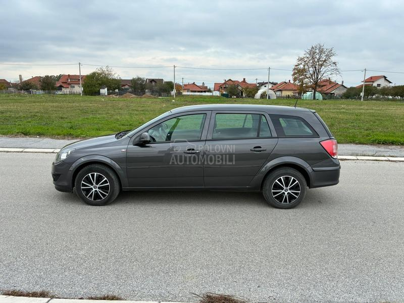 Opel Astra H 