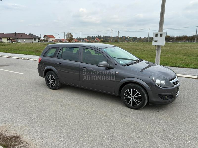 Opel Astra H 