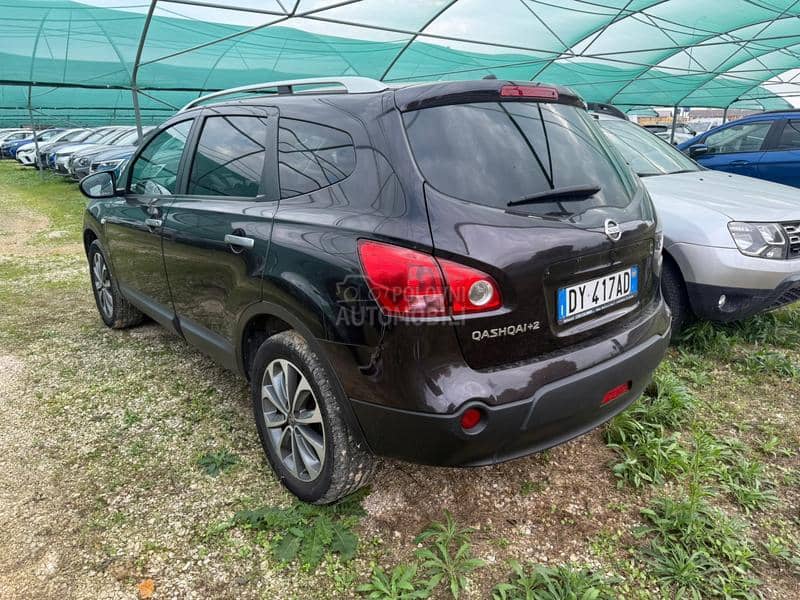 Nissan Qashqai + 2 TEKNA