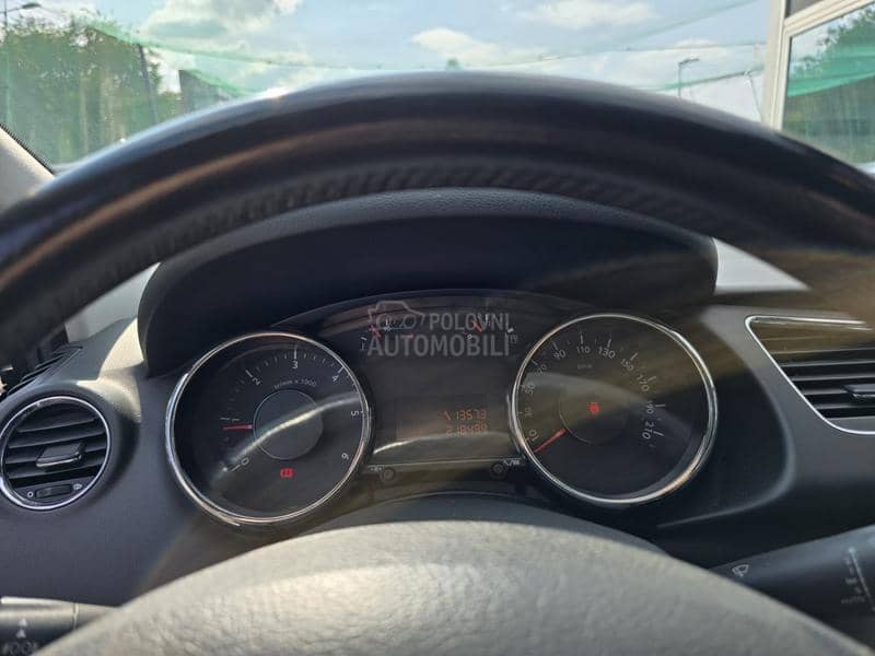 Peugeot 3008 1.6 Hdi