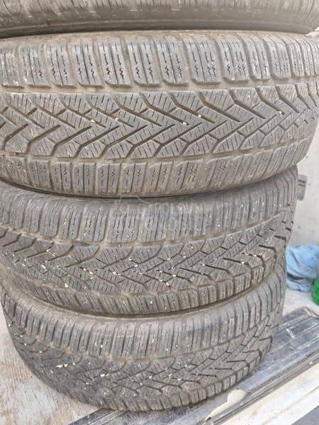 Semperit 185/60 R15 Sve sezone