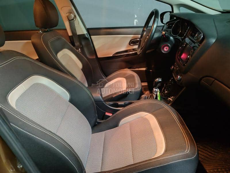 Kia cee`d sw 1.0 T-GDI