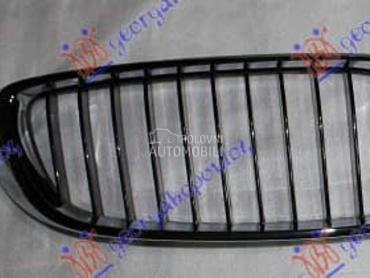 PVC MASKA HROM/CRNA Desno za BMW Serija 4 od 2000. do 2020. god.