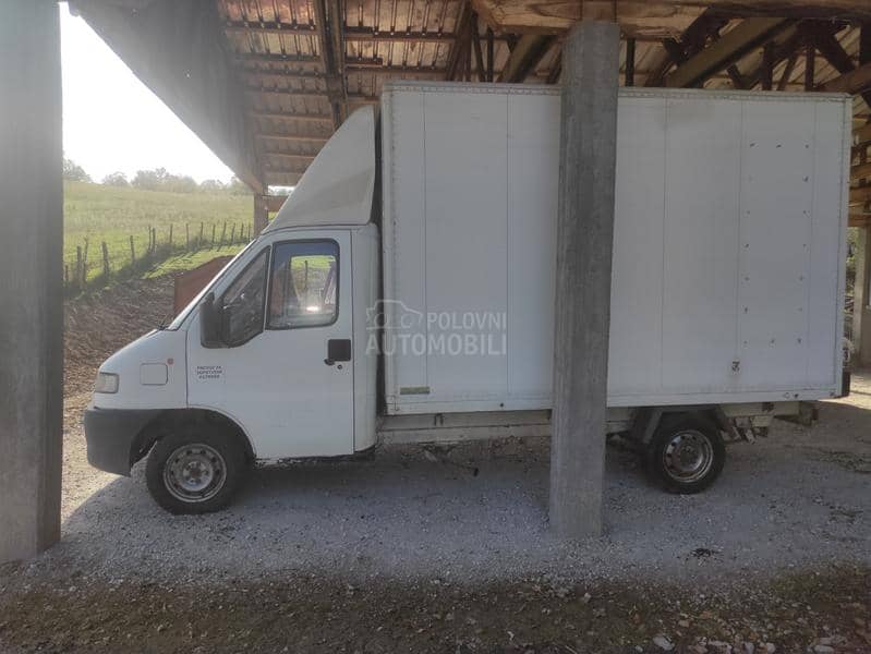 Peugeot Boxer 