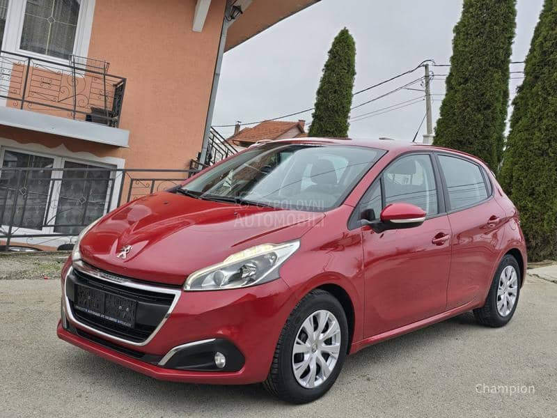 Peugeot 208 