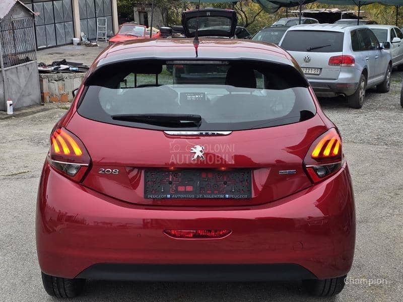 Peugeot 208 