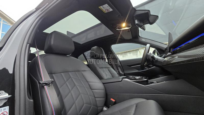 BMW 520 M Pro pano Iconic