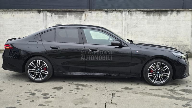 BMW 520 M Pro pano Iconic