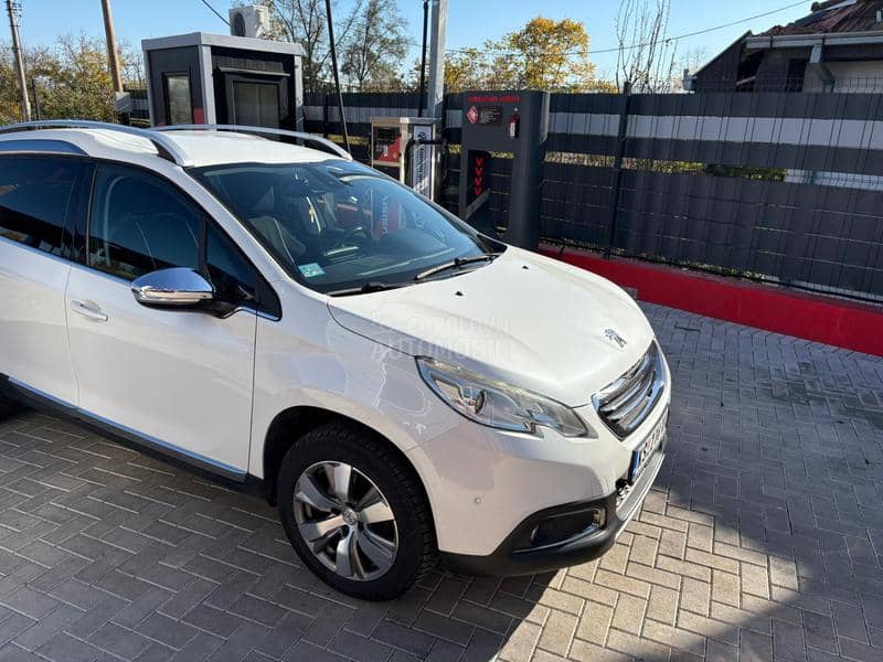Peugeot 2008 Allure 1.6b