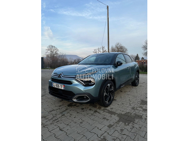 Citroen C4 1.2 130 Shine headup