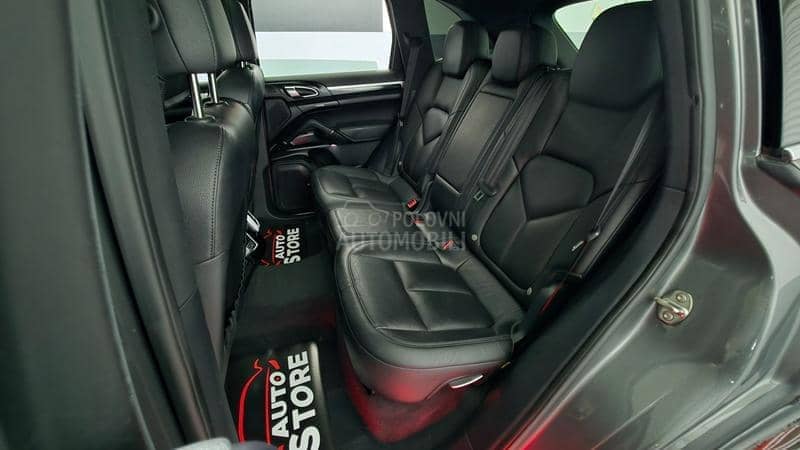 Porsche Cayenne 3.0 Hybrid