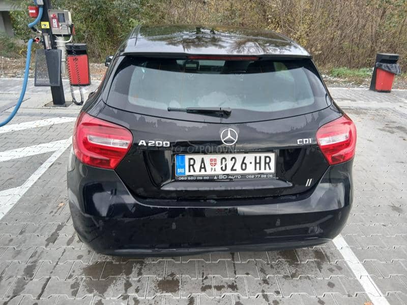 Mercedes Benz A 200 