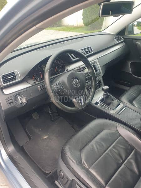 Volkswagen Passat B7 2.0/TDI/HIGHLINE