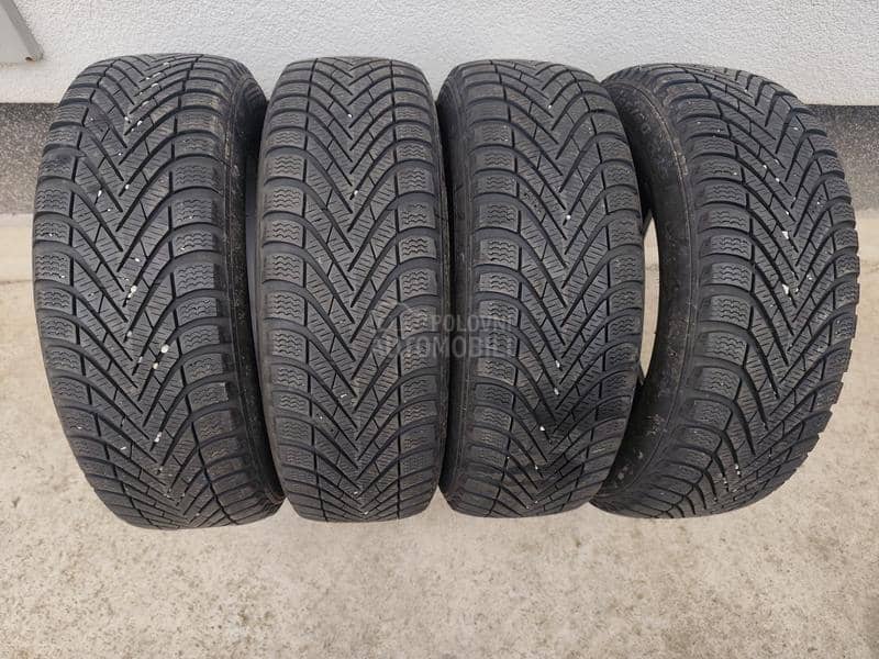 Pirelli 185/60 R15 Zimska
