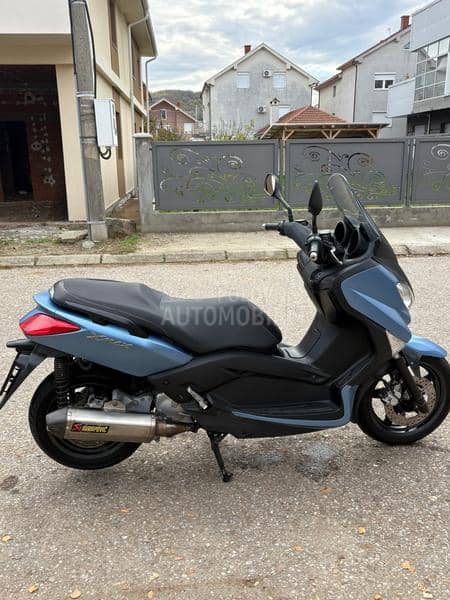 Yamaha X Max 125