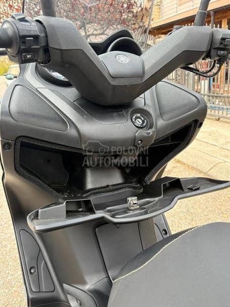 Yamaha X Max 125