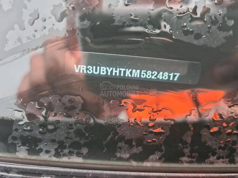 Peugeot 208 1.5 BLUEHDI