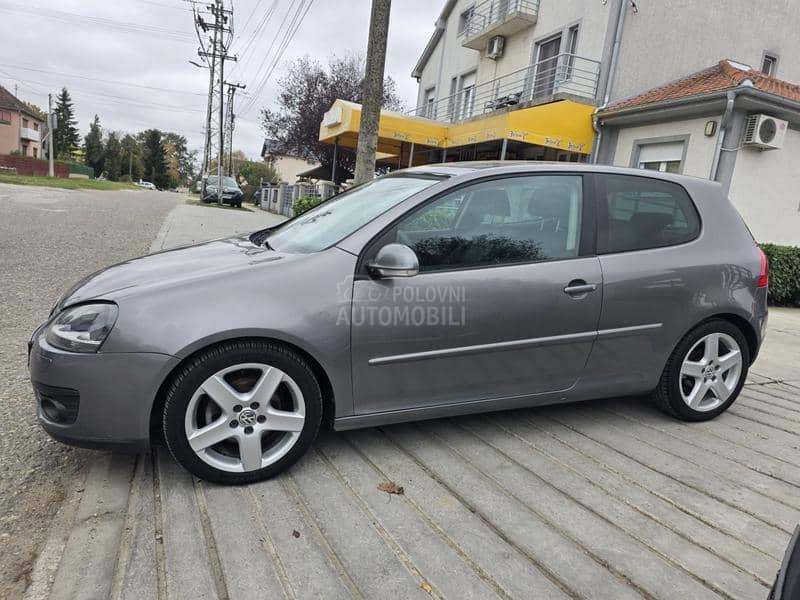 Volkswagen Golf 5 