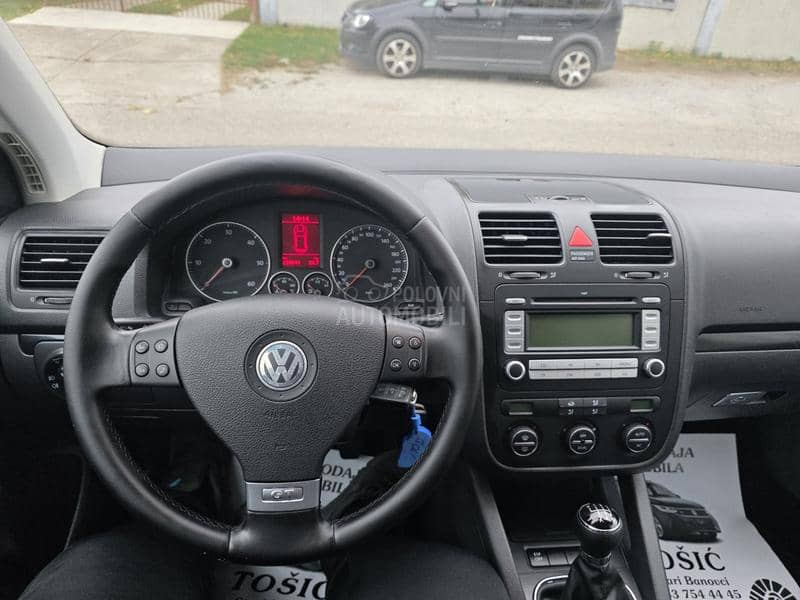 Volkswagen Golf 5 