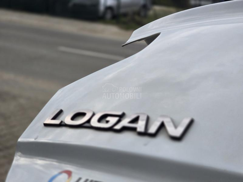 Dacia Logan 