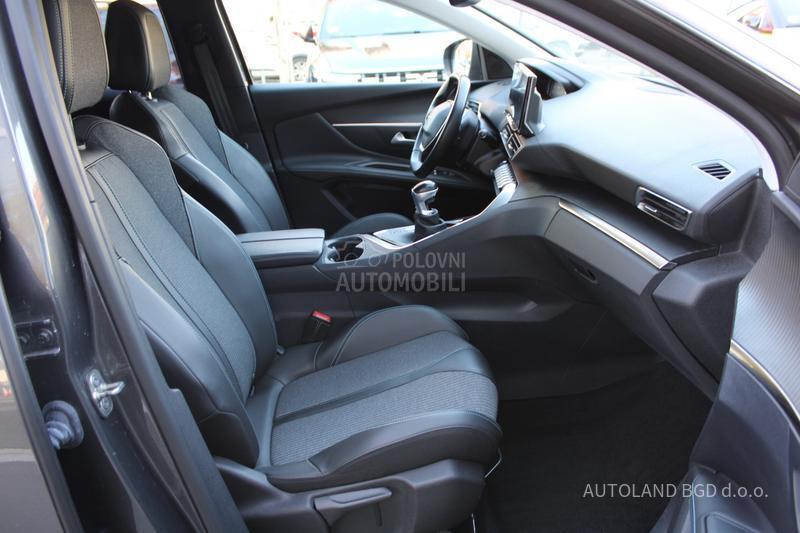 Peugeot 3008 1.2 PURETECH