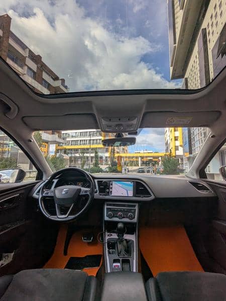 Seat Leon 2.0tdi/DSG/PANO